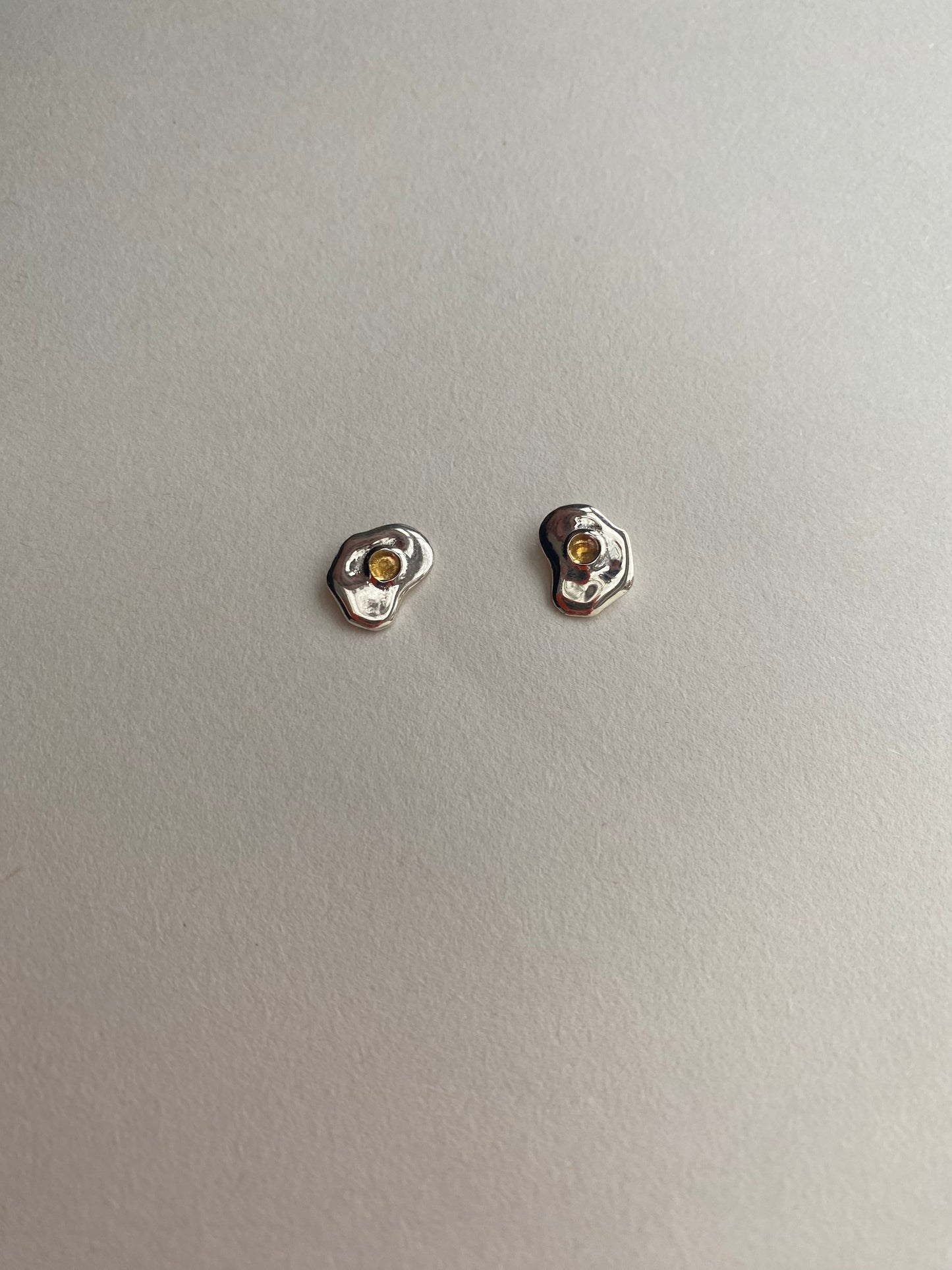 Egg Studs